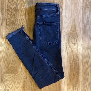 Free People High Waisted Black Skinny Jean - Size: 26